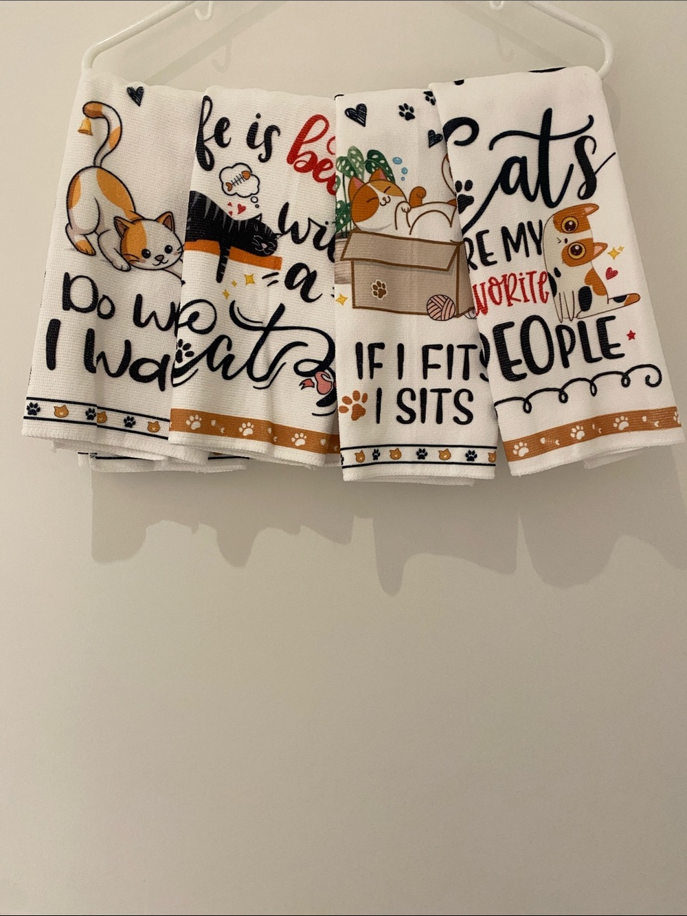 NWOT Cat Themed Dish Towels Set Of Four